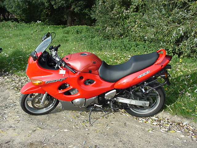 dessus Gsxf 600